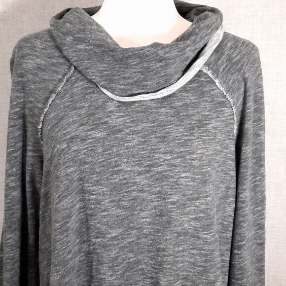 Free People FP Beach Two Body Raglan Tunic Top Sweater Cowl Neck Gray One Size - Picture 4 of 15